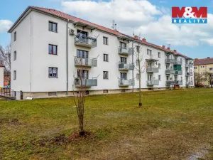 Prodej bytu 3+1, Milovice, Dukelská, 70 m2