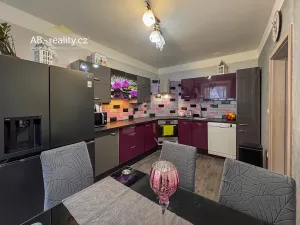 Prodej bytu 4+1, Teplice, Habrová, 95 m2