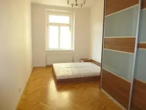Pronájem bytu 2+kk, Praha - Vršovice, Slovinská, 59 m2