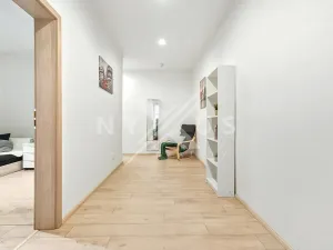 Prodej bytu 4+1, Praha - Holešovice, Bubenská, 100 m2