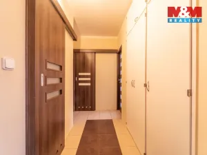 Prodej bytu 3+1, Praha - Prosek, Litvínovská, 67 m2