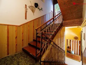 Prodej rodinného domu, Cholina, 333 m2