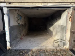 Prodej garáže, Praha, Závišova, 18 m2