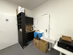 Pronájem kanceláře, Brno - Židenice, Kosmákova, 50 m2