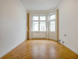 Pronájem kanceláře, Praha - Josefov, Pařížská, 138 m2