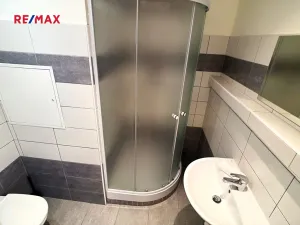 Pronájem bytu 1+kk, Praha - Chodov, Valentova, 29 m2