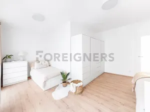 Pronájem bytu 3+kk, Brno, Spolková, 77 m2