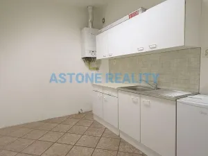 Pronájem kanceláře, Praha - Hloubětín, Klánovická, 78 m2