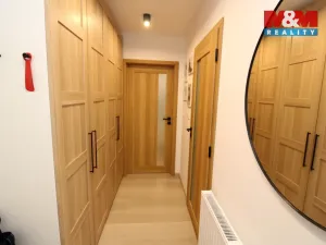 Pronájem bytu 2+1, Měšice, Revoluční, 42 m2