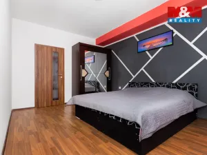 Prodej bytu 3+1, Pardubice - Studánka, Na Drážce, 82 m2