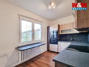 Pronájem bytu 3+1, Karlovy Vary, Budovatelů, 72 m2