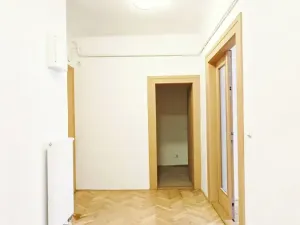 Pronájem bytu 2+kk, Praha - Holešovice, Schnirchova, 75 m2