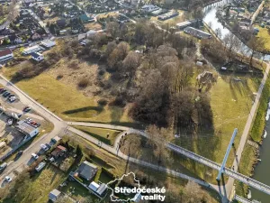 Prodej podílu komerčního pozemku, Čelákovice, 13487 m2