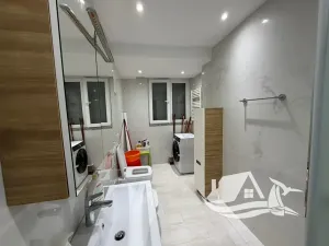 Prodej bytu 3+kk, Golem, Albánie, 94 m2