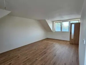 Pronájem bytu 1+kk, Chlumec nad Cidlinou, 45 m2