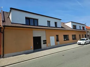 Pronájem bytu 1+kk, Chlumec nad Cidlinou, 45 m2