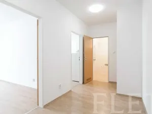 Prodej bytu 2+kk, Praha - Kbely, Herlíkovická, 50 m2