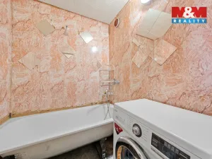 Prodej bytu 3+1, Ústí nad Labem - Mojžíř, Peškova, 66 m2