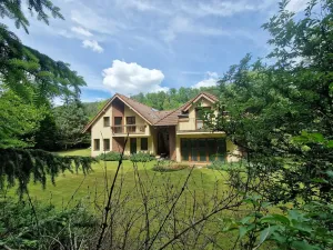 Prodej rodinného domu, Hrdlořezy, 280 m2