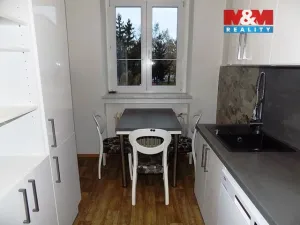 Prodej bytu 3+1, Strakonice - Strakonice I, Nádražní, 75 m2