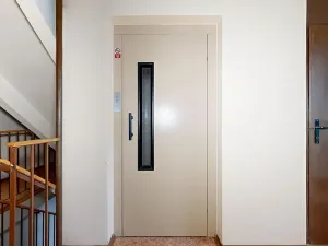 Pronájem bytu 3+1, Praha - Střížkov, Děčínská, 87 m2