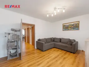 Prodej bytu 3+1, Praha - Letňany, Rýmařovská, 77 m2