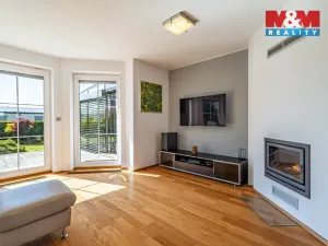 Prodej rodinného domu, Veltrusy, U Stadionu, 180 m2