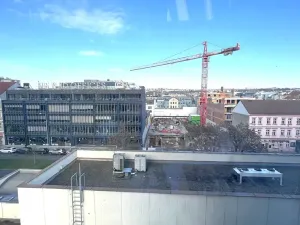 Pronájem kanceláře, Praha - Holešovice, Dělnická, 1252 m2