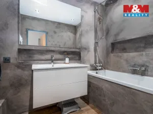 Prodej bytu 2+1, Pardubice - Zelené Předměstí, Palackého třída, 71 m2