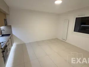Pronájem bytu 1+kk, Praha - Vršovice, Krymská, 32 m2
