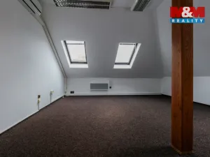 Pronájem kanceláře, Jeseník, nám. Svobody, 120 m2