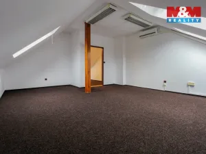 Pronájem kanceláře, Jeseník, nám. Svobody, 120 m2