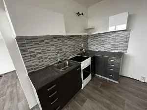 Pronájem bytu 3+1, Chomutov, Kundratická, 71 m2