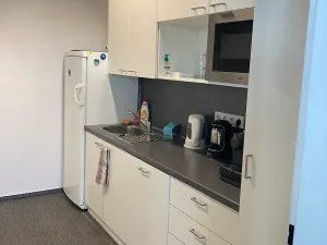 Pronájem kanceláře, Praha - Holešovice, Jankovcova, 221 m2