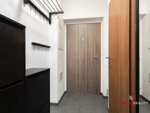 Pronájem bytu 1+kk, Hradec Králové - Nový Hradec Králové, Slunečná, 29 m2