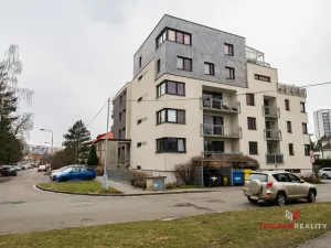Pronájem bytu 1+kk, Hradec Králové - Nový Hradec Králové, Slunečná, 29 m2