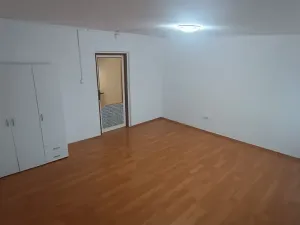 Pronájem bytu 3+1, Domažlice, náměstí Míru, 78 m2