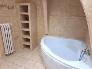 Pronájem bytu 3+1, Hradec Králové, Nerudova, 102 m2