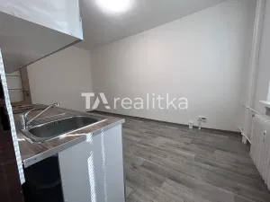 Pronájem bytu 1+kk, Třinec, Palackého, 24 m2