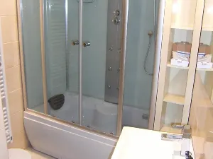 Pronájem bytu 2+1, Stochov, Honické náměstí, 55 m2