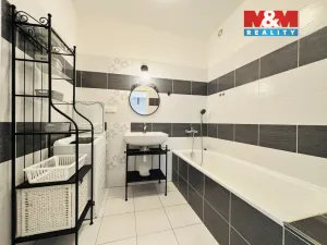 Pronájem bytu 2+kk, Jihlava, Kainarova, 66 m2