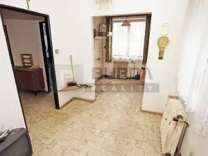 Prodej podílu rodinného domu, Zeleneč, Kasalova, 285 m2