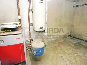 Prodej podílu rodinného domu, Zeleneč, Kasalova, 285 m2