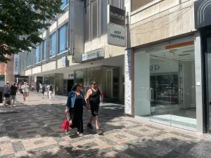 Pronájem obchodního prostoru, Praha - Nové Město, Václavské náměstí, 30 m2