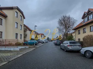 Pronájem bytu 2+kk, Jesenice, Mezi Domy, 46 m2