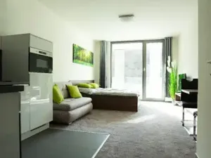 Pronájem bytu 1+kk, Praha - Košíře, Hlaváčkova, 32 m2