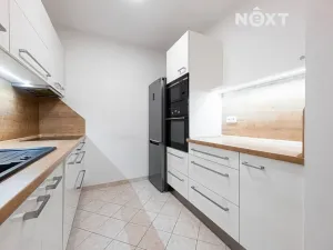 Pronájem bytu 3+kk, Pardubice, Na Labišti, 61 m2