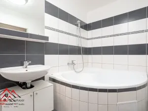 Pronájem bytu 2+kk, Krnov, SPC F, 61 m2