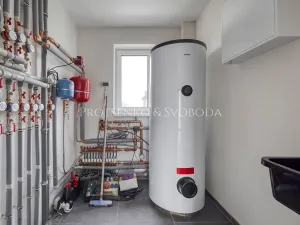 Prodej činžovního domu, Frymburk, 218 m2