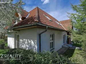 Prodej vily, Praha - Lipence, Na Bambouzku, 300 m2